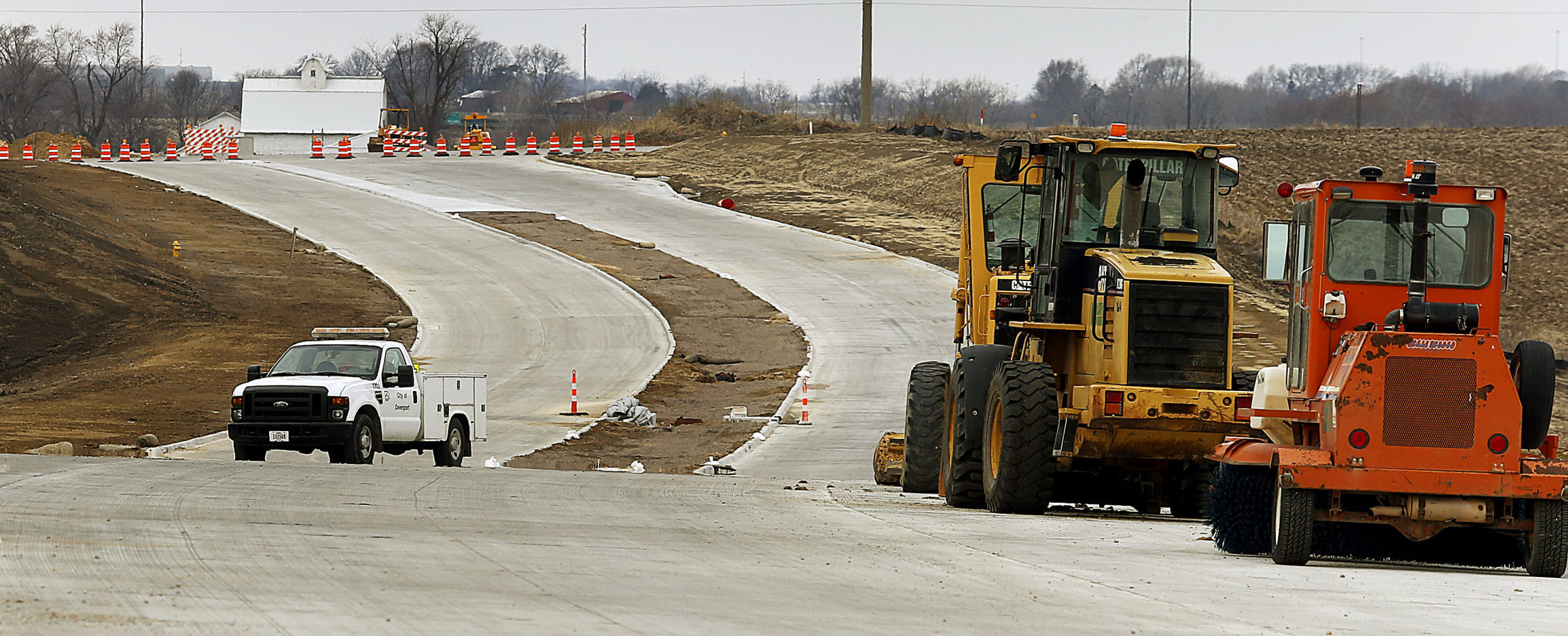 Veterans Memorial Parkway